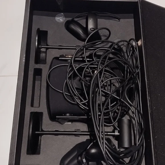 Oculus - Picture 1 of 5